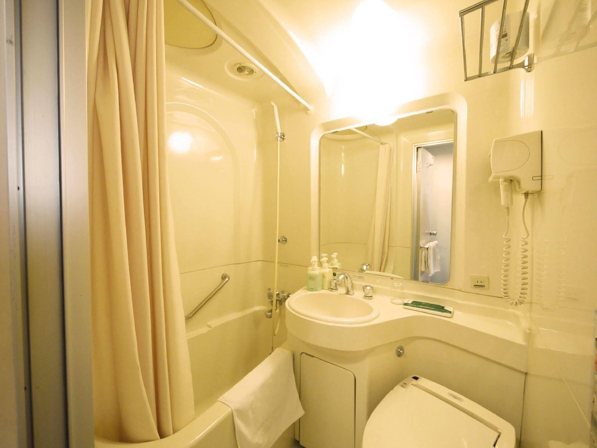 Hotel Route-Inn Court Yamanashi Яманаси Экстерьер фото